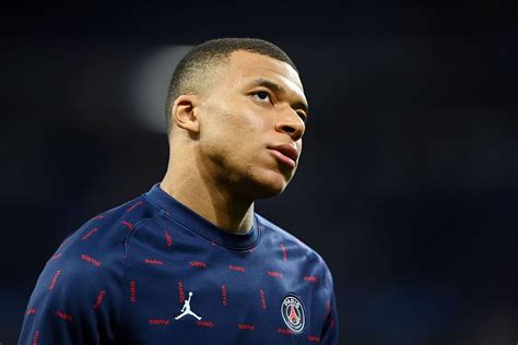 how much is kylian mbappe new contract worth